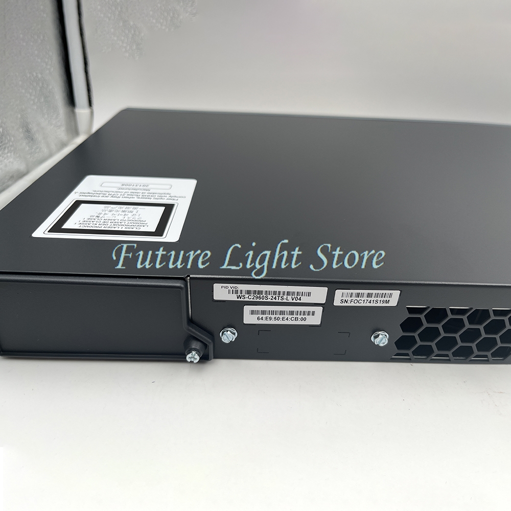 Managed Switch 24 Port Gigabit - WS-C2960S-24TS-L 24개의 풀 기가비트 포트와 4개의