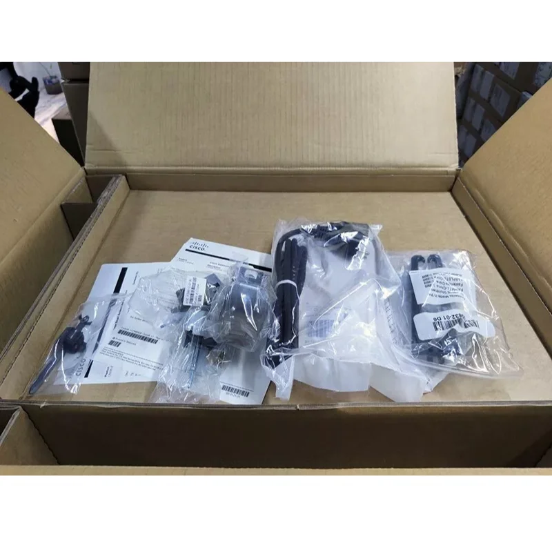 C9200-24T-E: 시스코 Catalyst 9200 - Managed Switch 24 Port Gigabit 리뷰 및 가격